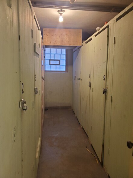 Storage space - 3117 Colfax Ave S