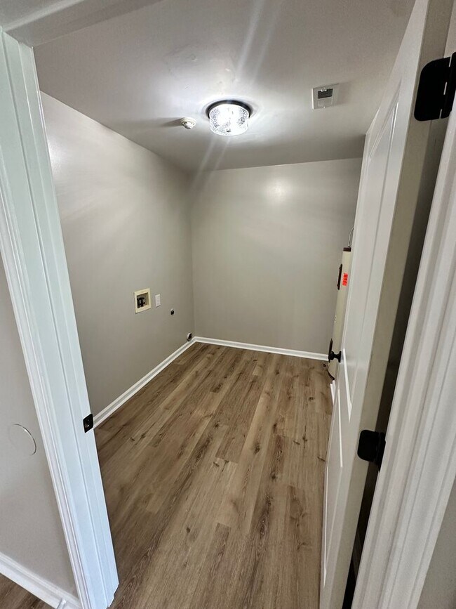 Building Photo - Gorgeous Home in Dothan, AL