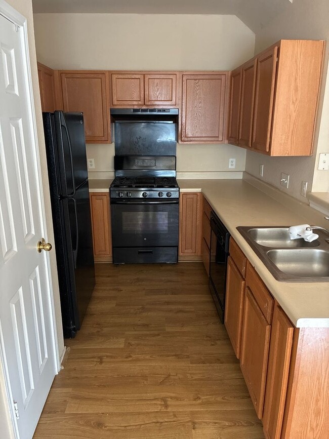 Building Photo - Beautiful 3BR 2BA Home w/ Fenced Backyard • In-Unit Laundry • Attached Garage in Pflugerville