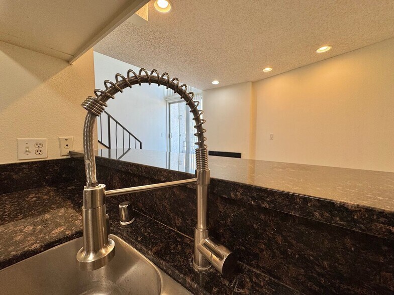 Building Photo - 3715 S Canfield Ave