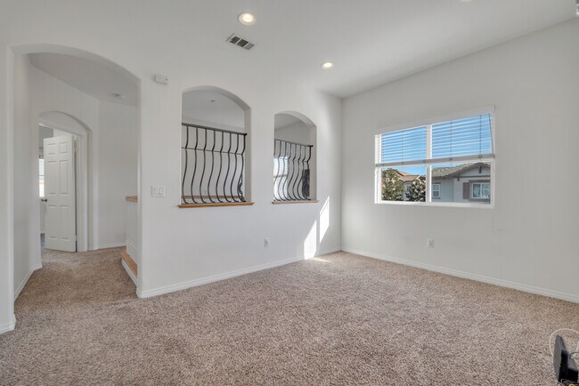 Building Photo - 2641 Night Jasmine Dr