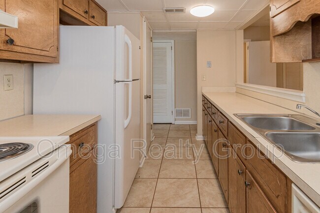 Building Photo - 2364 Grayson Valley Cir