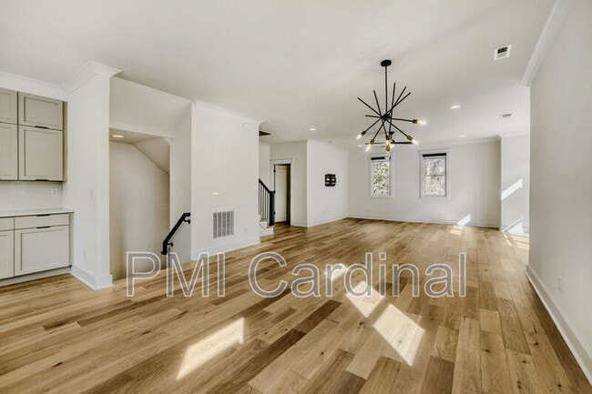 Building Photo - 3121 Colyer Pl