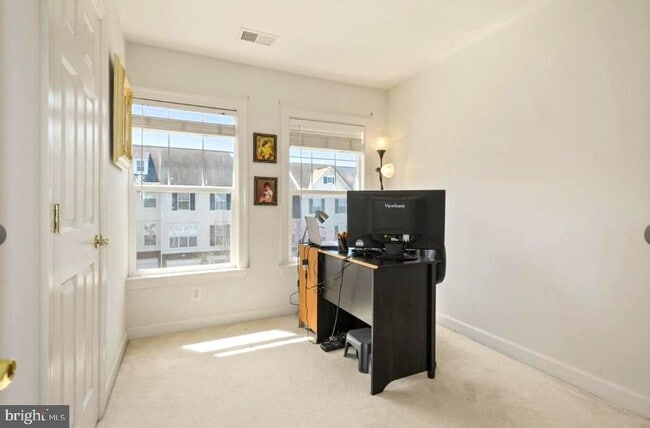 Building Photo - 8116 Rainwater Cir