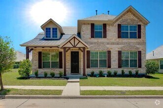 Building Photo - 8009 Chickasaw Trail