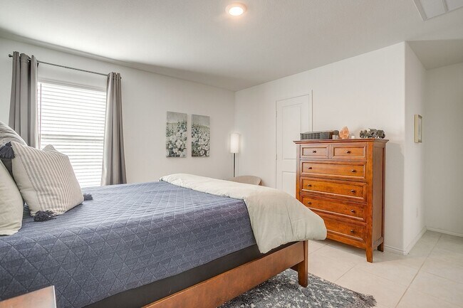 Building Photo - 6329 Becker Ave