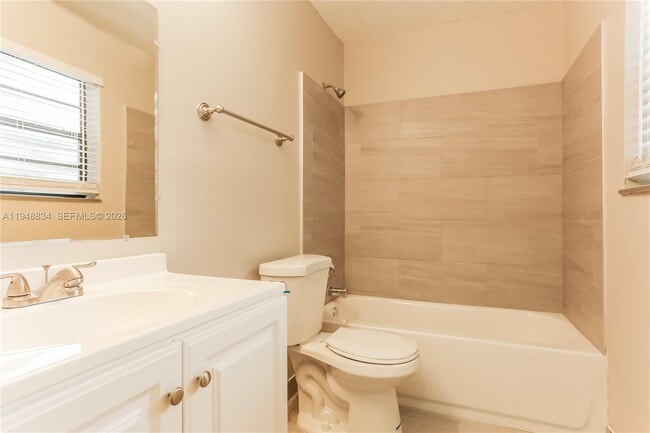 Building Photo - 5011 NW 17th St