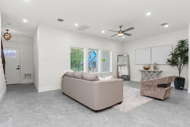 Building Photo - 1517 Egypt St