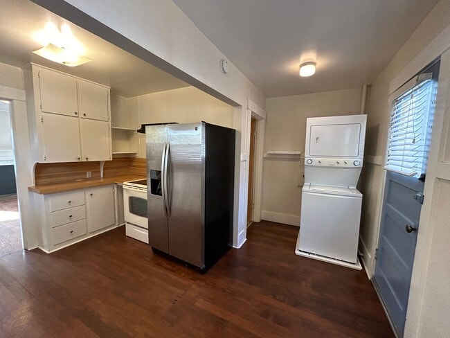 Building Photo - 1603 NW 2nd St