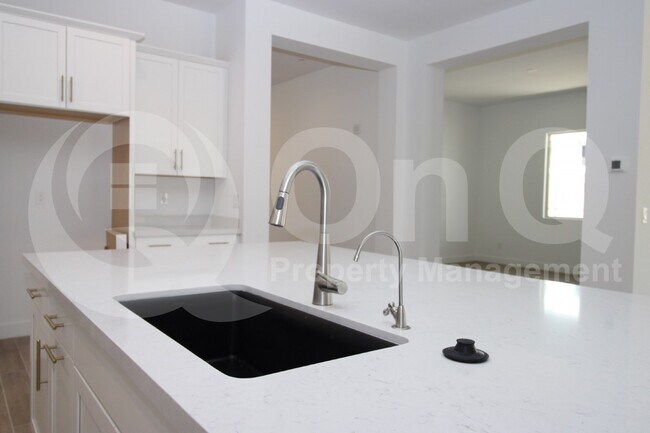 Building Photo - 32095 N 126th Ave