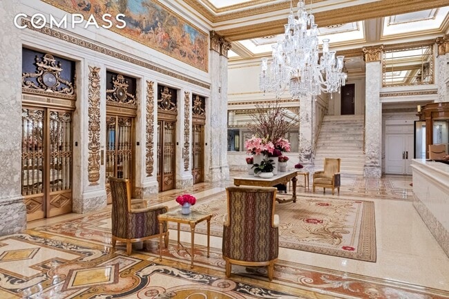 Building Photo - 1 Central Park S