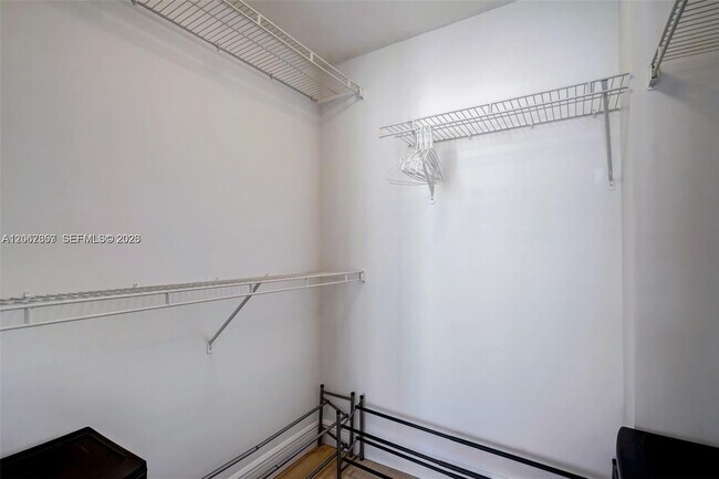 Building Photo - 2425 SW 27th Ave