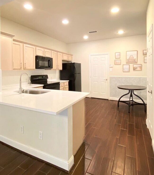 Building Photo - 54 Alderon Woods Pl