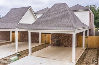 Building Photo - 115 Millie Park Dr