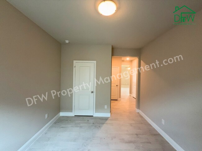 Building Photo - Modern 3-Bedroom Home with Open Layout & Large Backyard in Anna, TX