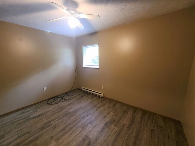 Building Photo - 3 br, 2 bath House - 131 Springbrook Street