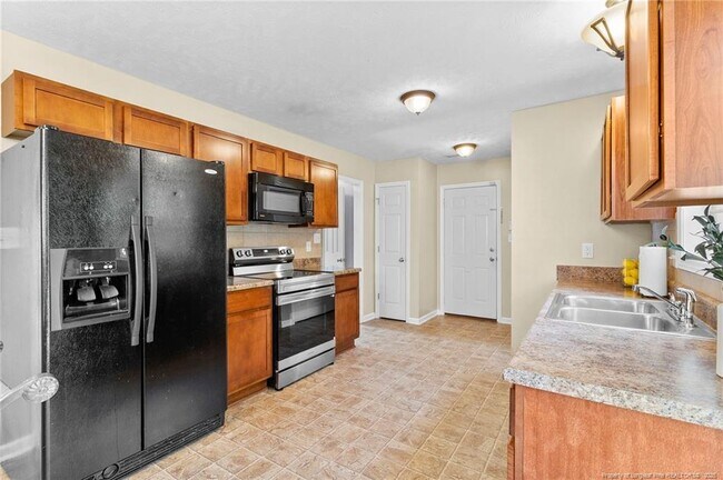 Building Photo - 198 Cape Fear Rd