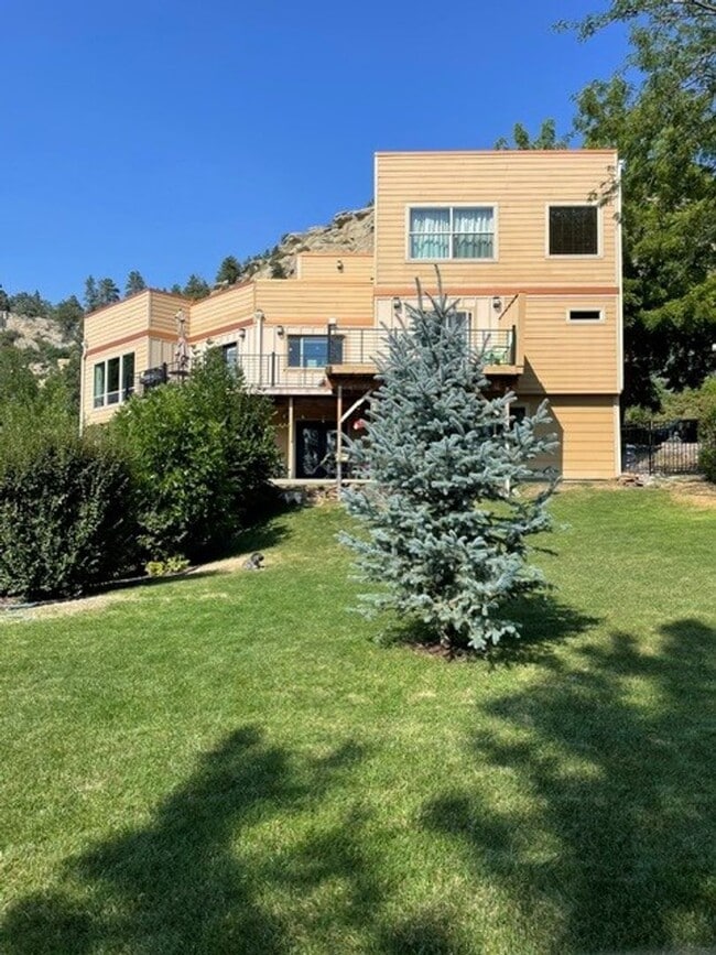 Building Photo - Cozy 1 Bed/1 Bath