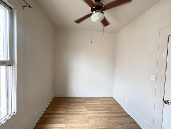 Building Photo - 512-514-514 E 500 S