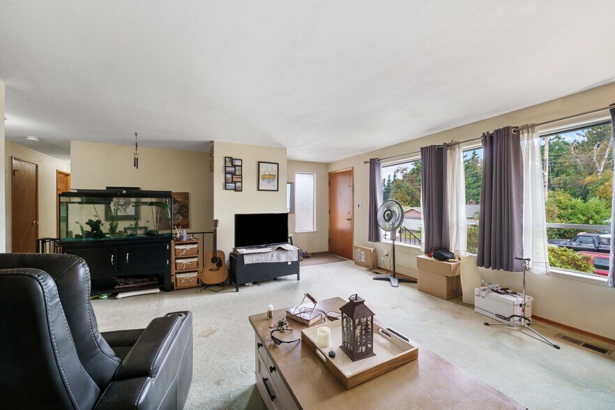 Building Photo - 5227 116th Pl SE