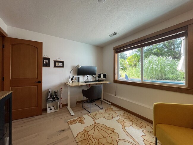Building Photo - Bright and Open 4 Bedroom Cedar Mill Home with Vaulted Ceilings, Skylights & Multiple Living Areas