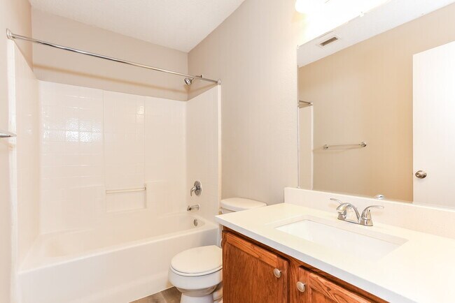 Building Photo - 8761 Stonebriar Ln