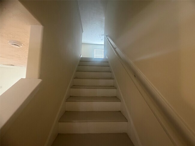 Building Photo - 21219 Grand Linden Ct