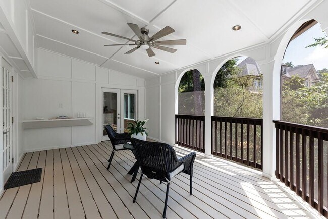 Building Photo - 459 Atlanta Country Club Dr