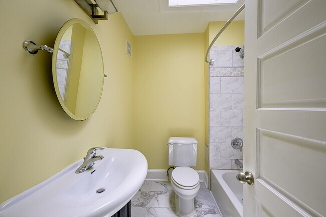 Building Photo - 5518 13th St NW