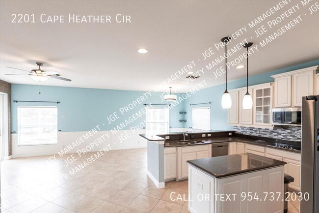 Building Photo - 2201 Cape Heather Cir