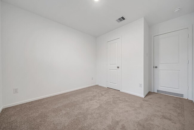 Building Photo - 25625 Rose Creek Dr