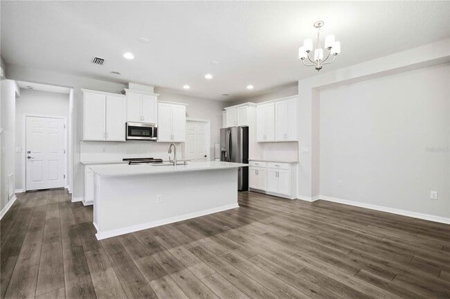 Building Photo - 5918 Fiore Dr