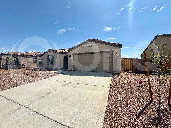 Building Photo - 1435 E Angie Dr