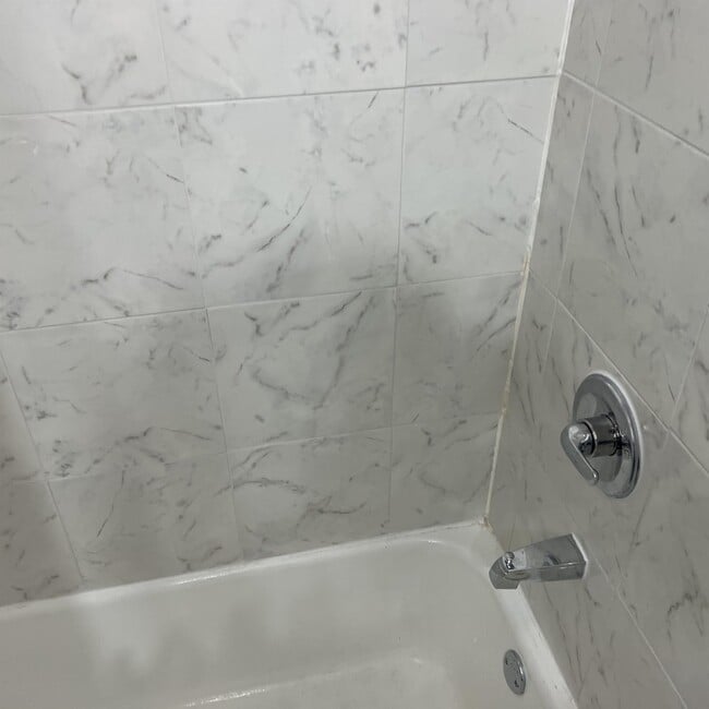 Building Photo - 1115 Clover St