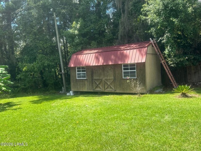 Building Photo - 557 Willie Mae Aiken Dr