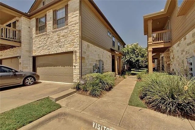 Building Photo - 1310 W Parmer Ln