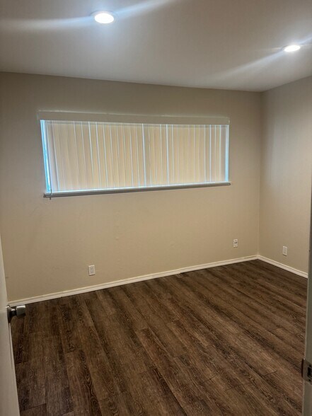 Building Photo - 1378 Branham Ln