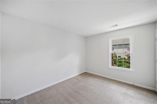 Building Photo - 1636 Heyford Cir