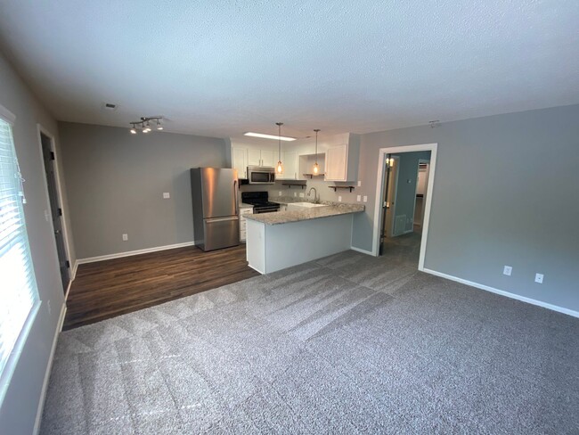 Interior Photo - Avery Square