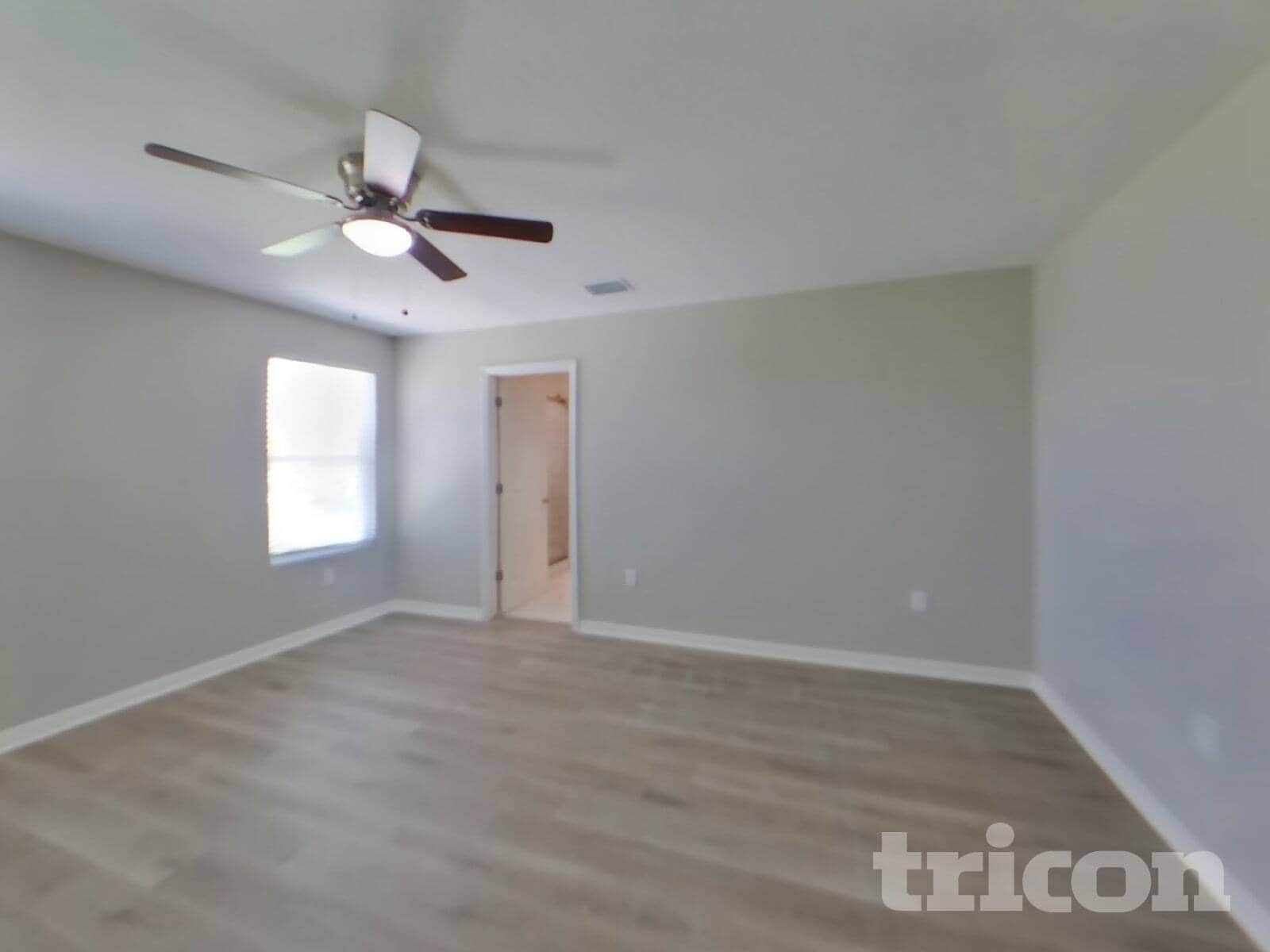 Building Photo - 5475 Summer Sunset Dr