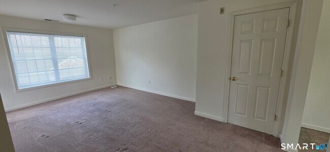 Building Photo - 20 Orchard St