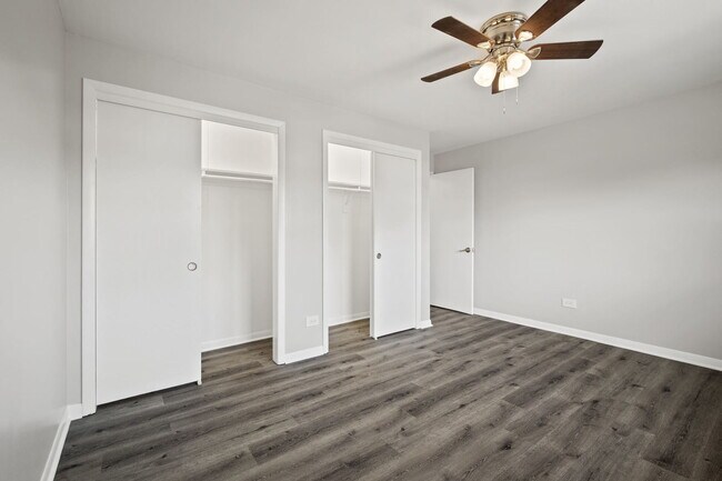 Building Photo - 8440 W 95th St