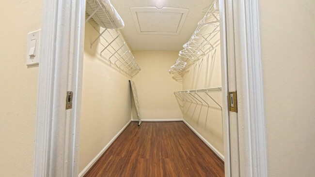 Building Photo - 13484 Jonquil Ct