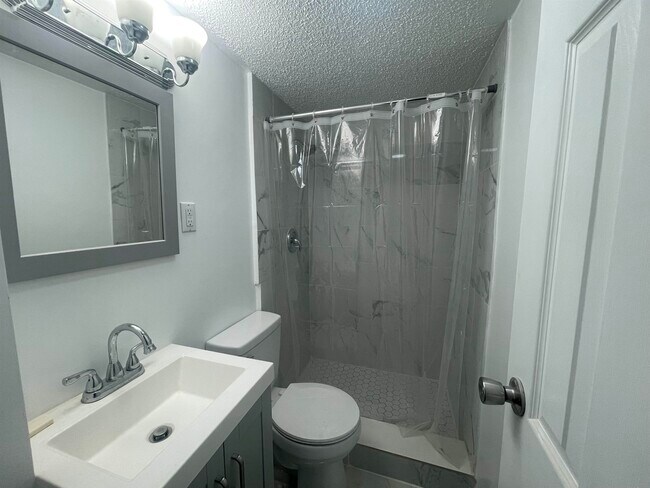 Building Photo - 306 65th St