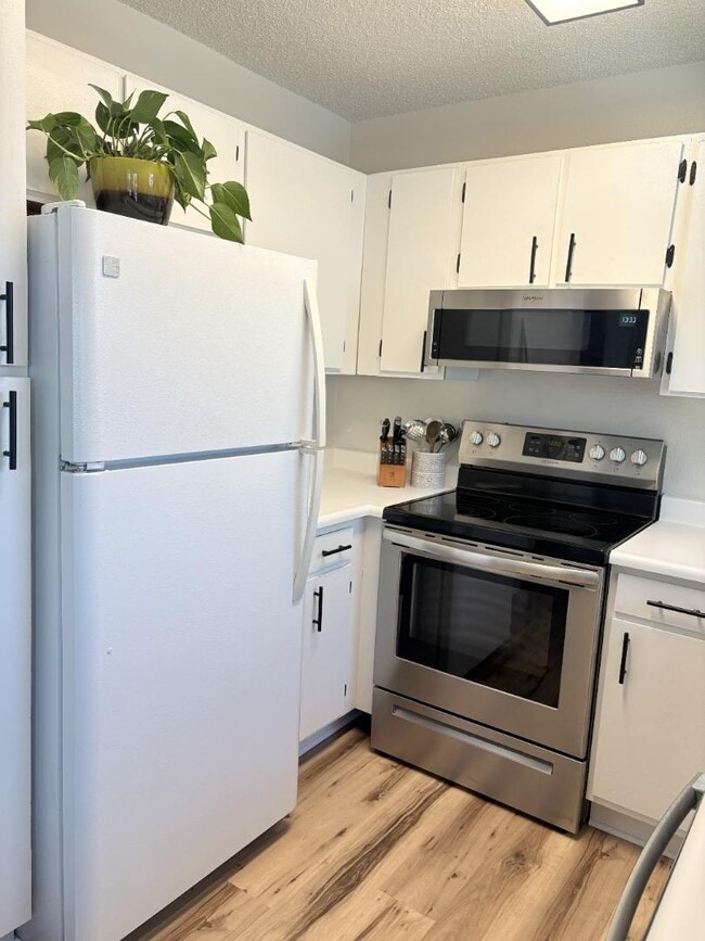 Building Photo - 2740 Nightstar Ct