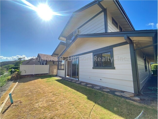 Building Photo - Ke Kumulani (3 bed/2 bath/2 prkg) Newtown,...