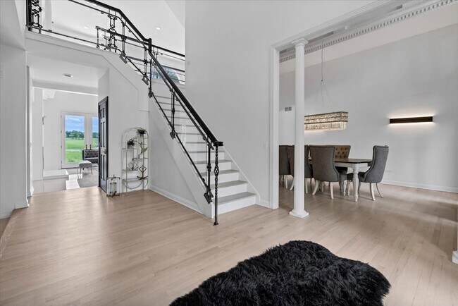Building Photo - 4206 Royal Fox Dr
