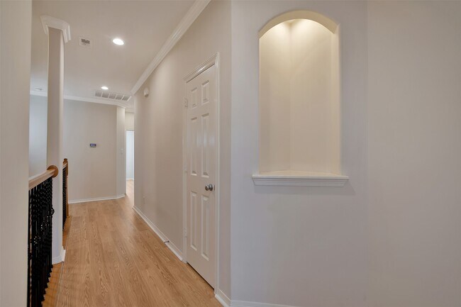 Building Photo - 14459 Basalt Ln