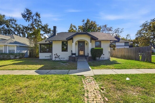 Building Photo - 1326 13th Ave S