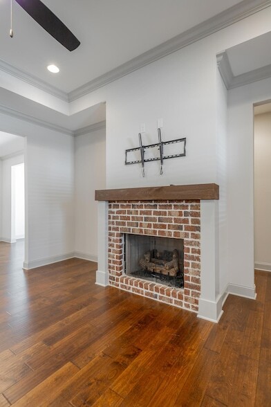 Building Photo - 3306 Stonecreek Dr